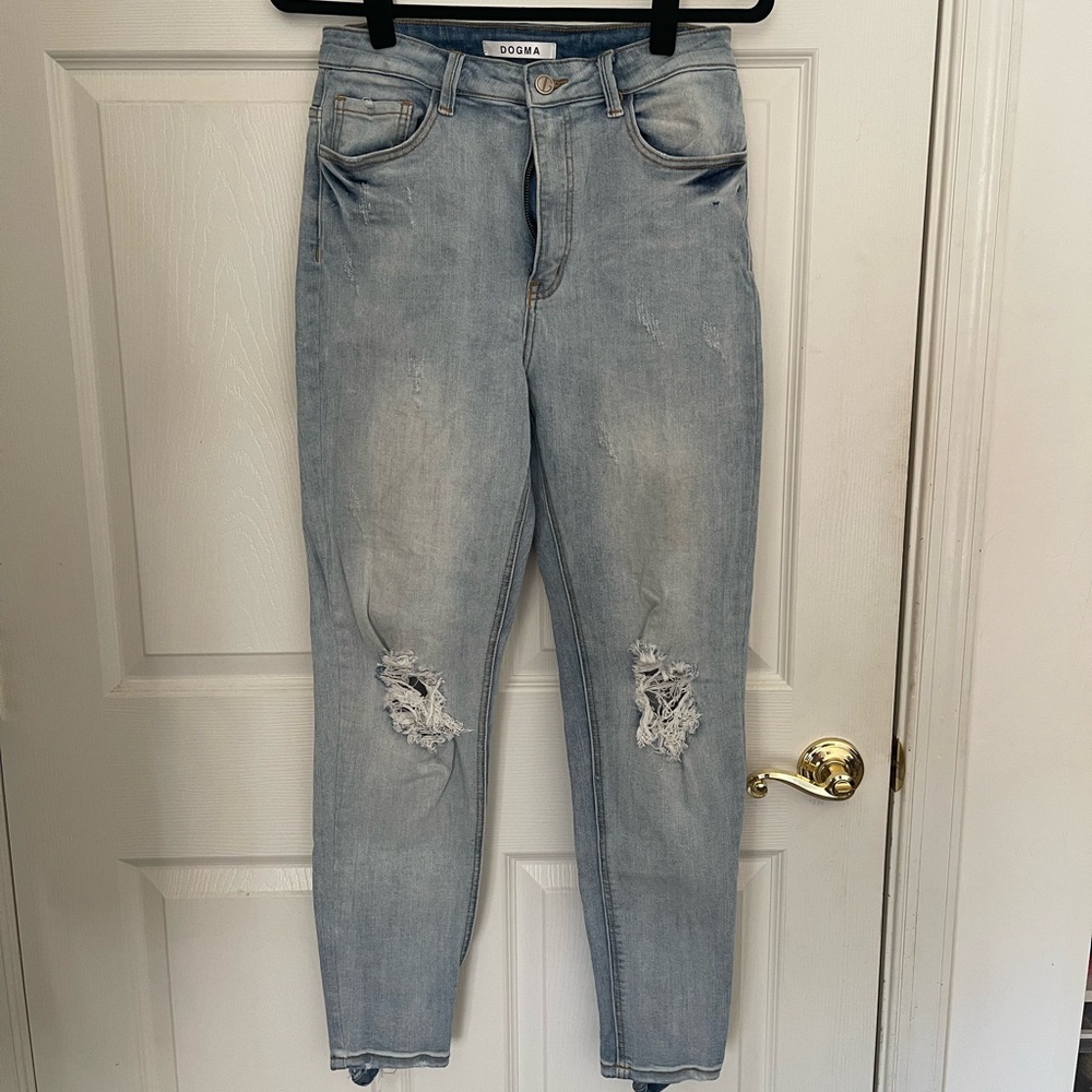 Dogma Distressed Skinny Jeans size 9